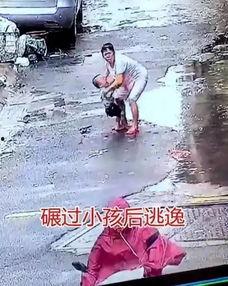 娃娃骑车爆料视频,揭秘骑行背后的精彩瞬间