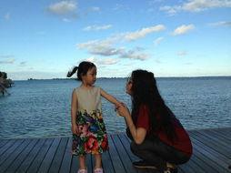 赵微老公的图片,魅力四溢，实力派演员背后的温馨力量