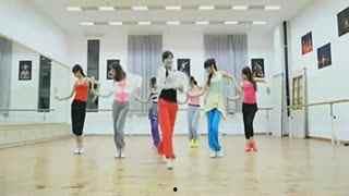 初中元旦晚会舞蹈视频,青春绽放——初中元旦晚会舞蹈风采展示